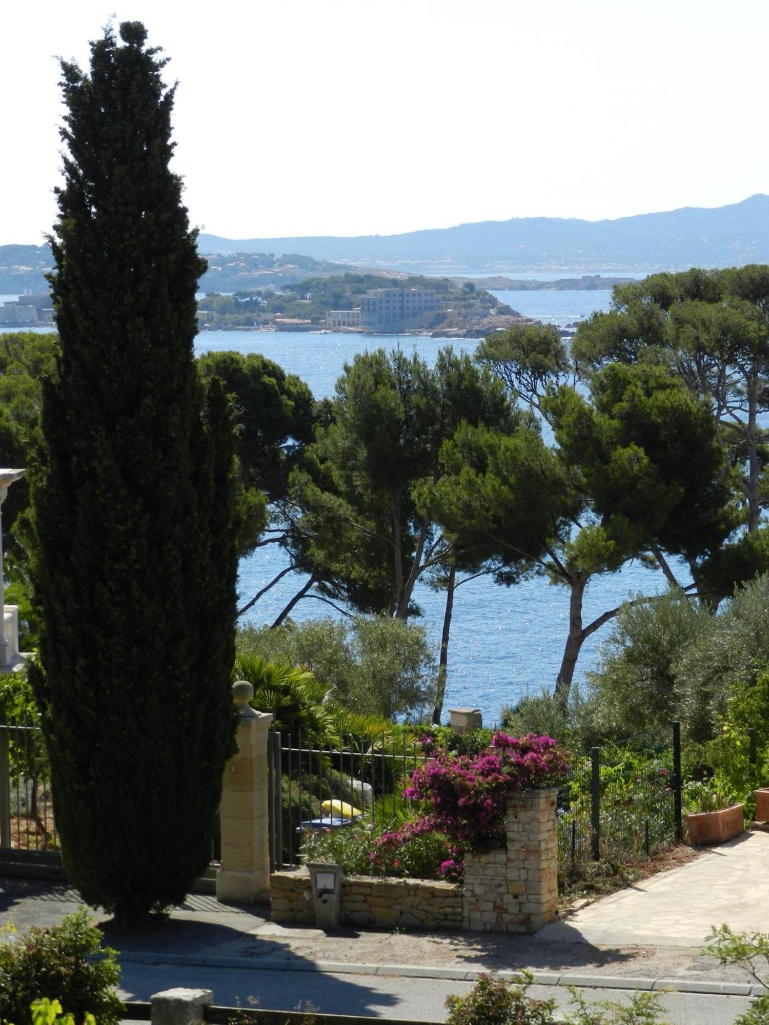 Le Hameau De La Crique De L'Anglaise Bandol Exteriör bild